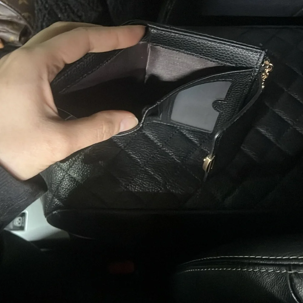 Black Leather Wallet - Picture 6 of 9